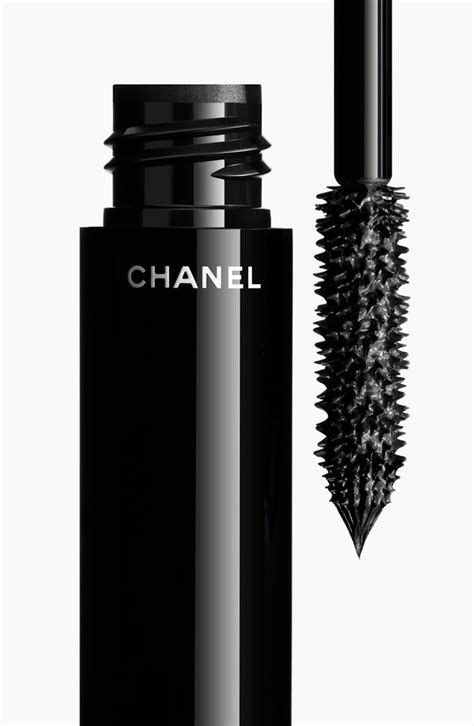 chanel mascarra|Chanel mascara le volume boots.